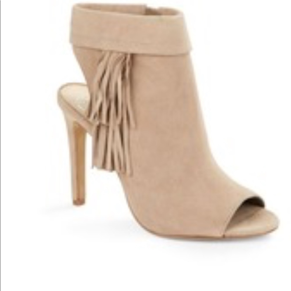 Vince Camuto size 8 1/2